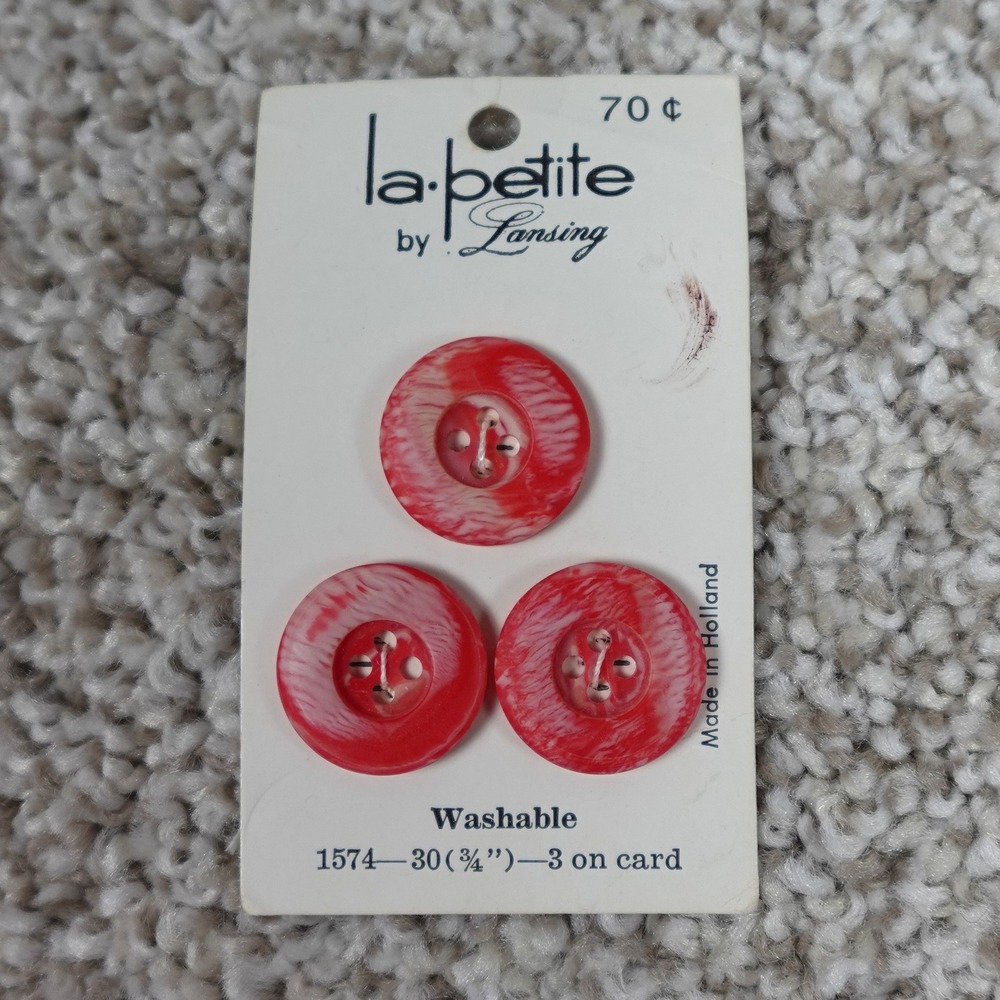 Vintage La Petite Lansing Red White Marbled Buttons 3/4 Inch 3 Count Holland - Picture 1 of 3